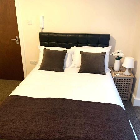 Serviced Accommodations 卢顿 外观 照片