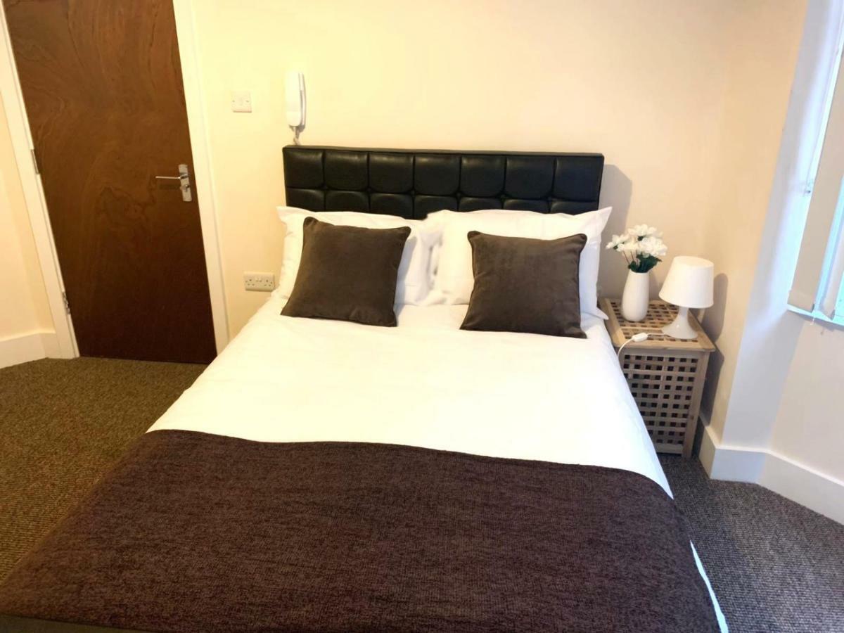 Serviced Accommodations 卢顿 外观 照片
